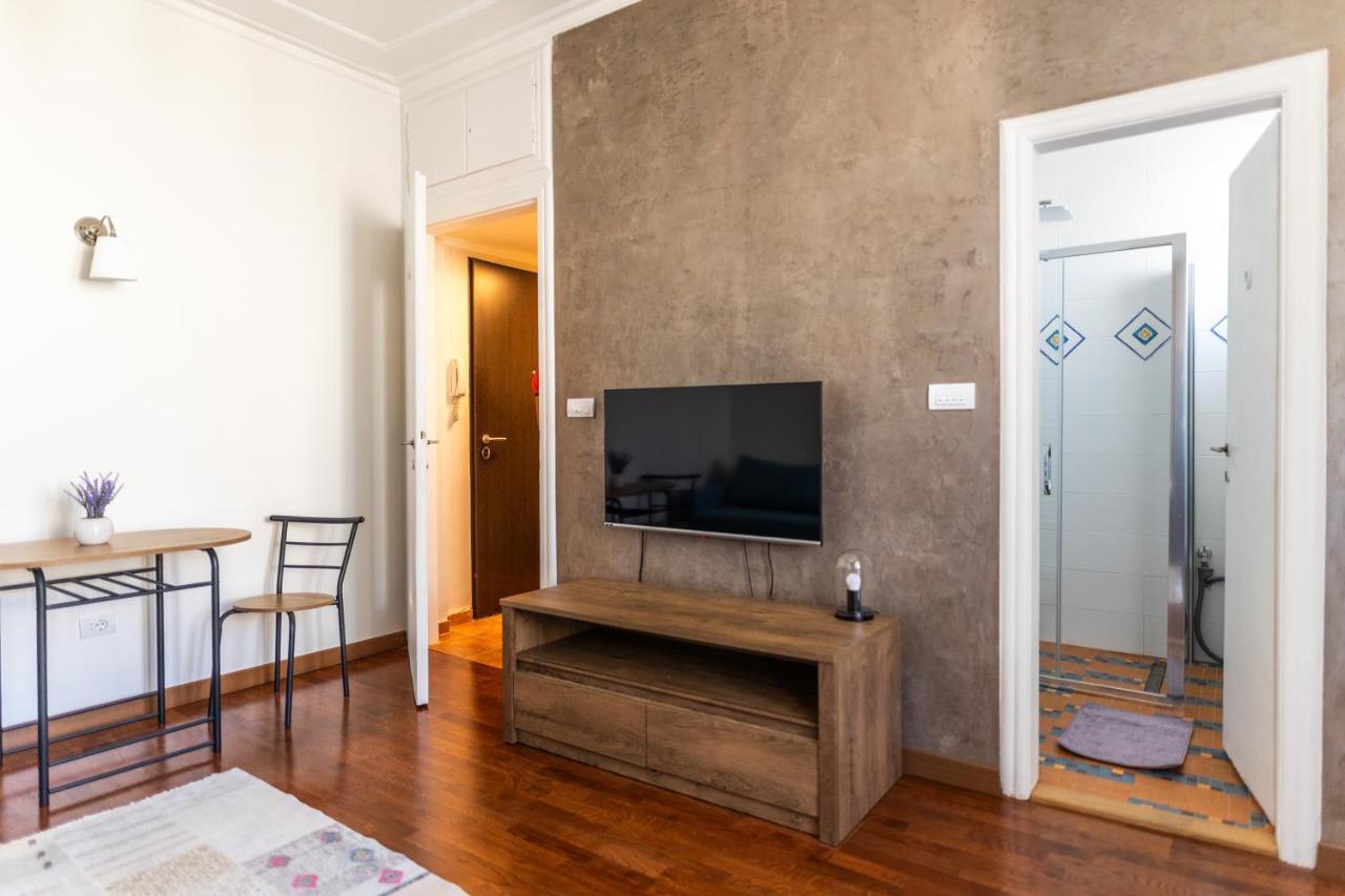 Ugi House - City Center Belgrado Buitenkant foto